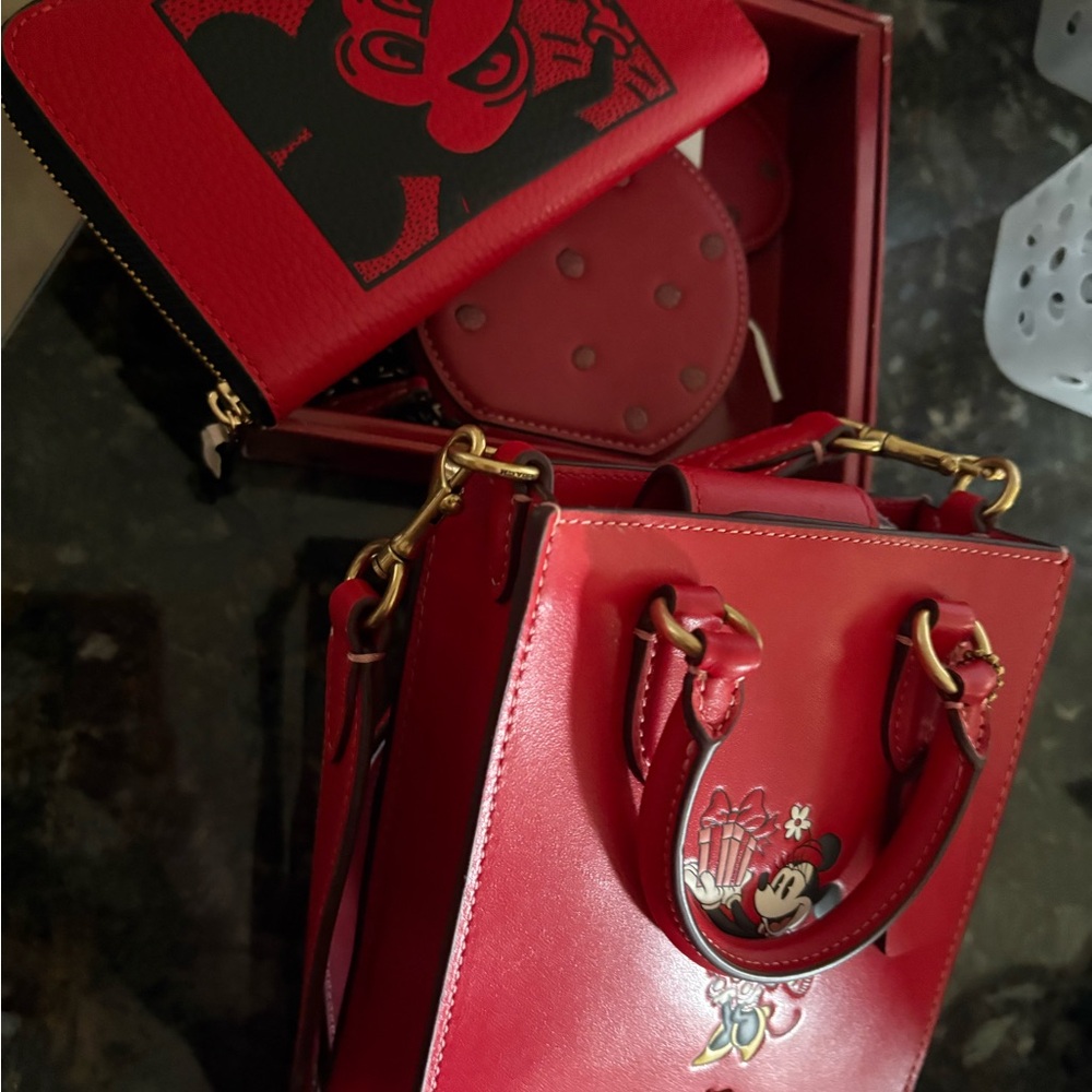 NWT Coach Red Minnie Mouse Mini LE Tote Bag 3 set - Picture 4 of 10